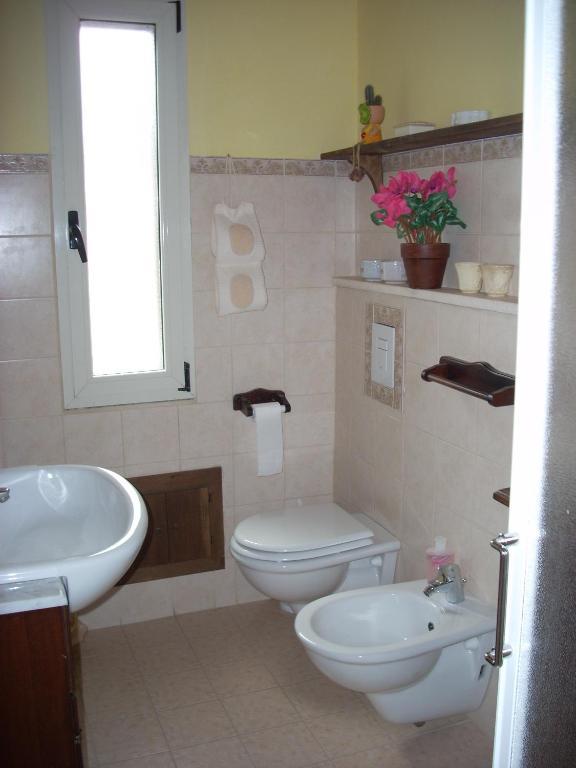 Sa Rosa E Su Trapperi Bed & Breakfast Oschiri Ruang foto
