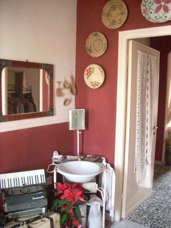 Sa Rosa E Su Trapperi Bed & Breakfast Oschiri Bagian luar foto